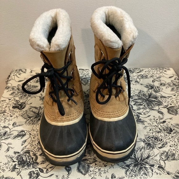 SOREL Sz 4 Caribou Leather and  Rubber Wool Lining Waterproof Boots - Picture 2 of 14